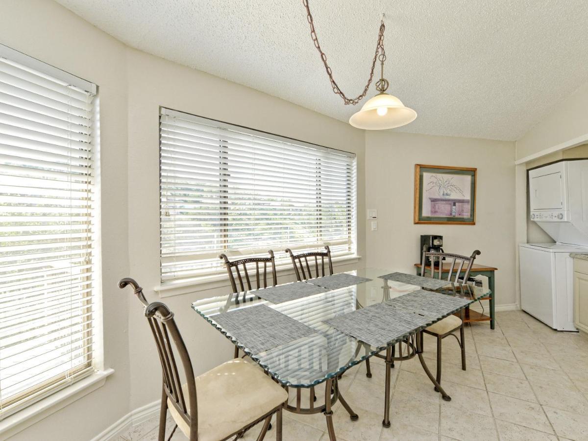 Lake Travis Bungalow Casita Golden Rod #2 Lakeway Dış mekan fotoğraf